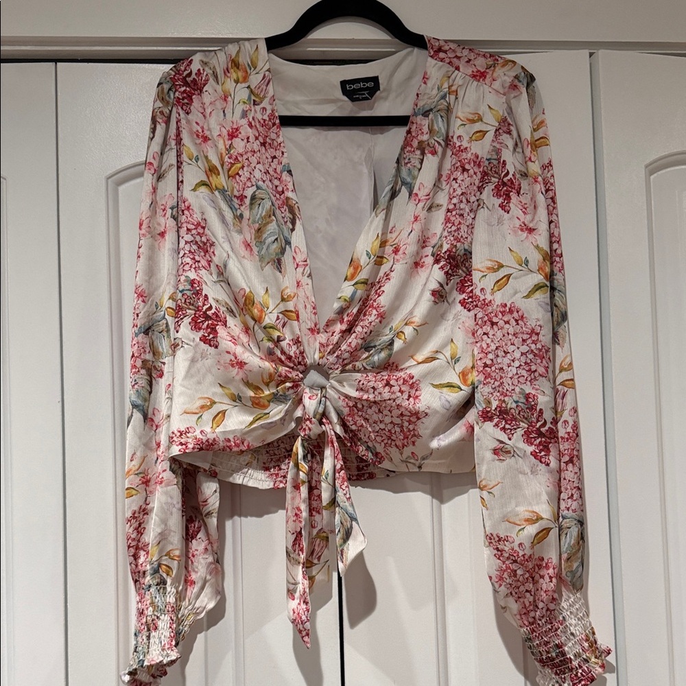 Bebe Floral Tie-Front Blouse - Pink and‎ White size 12 NWT